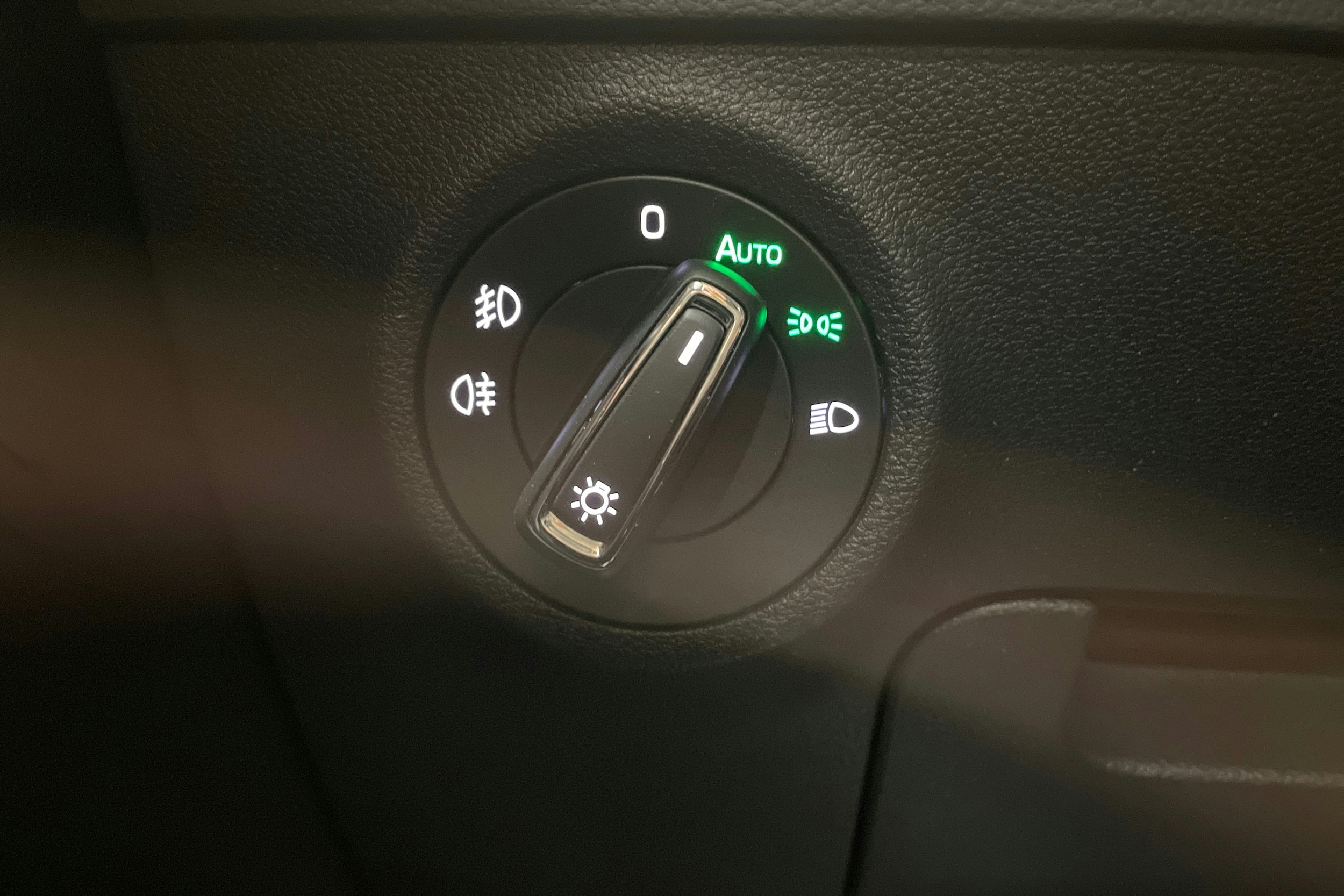 ruskea (beige) Skoda Karoq 2019 kuva 19.