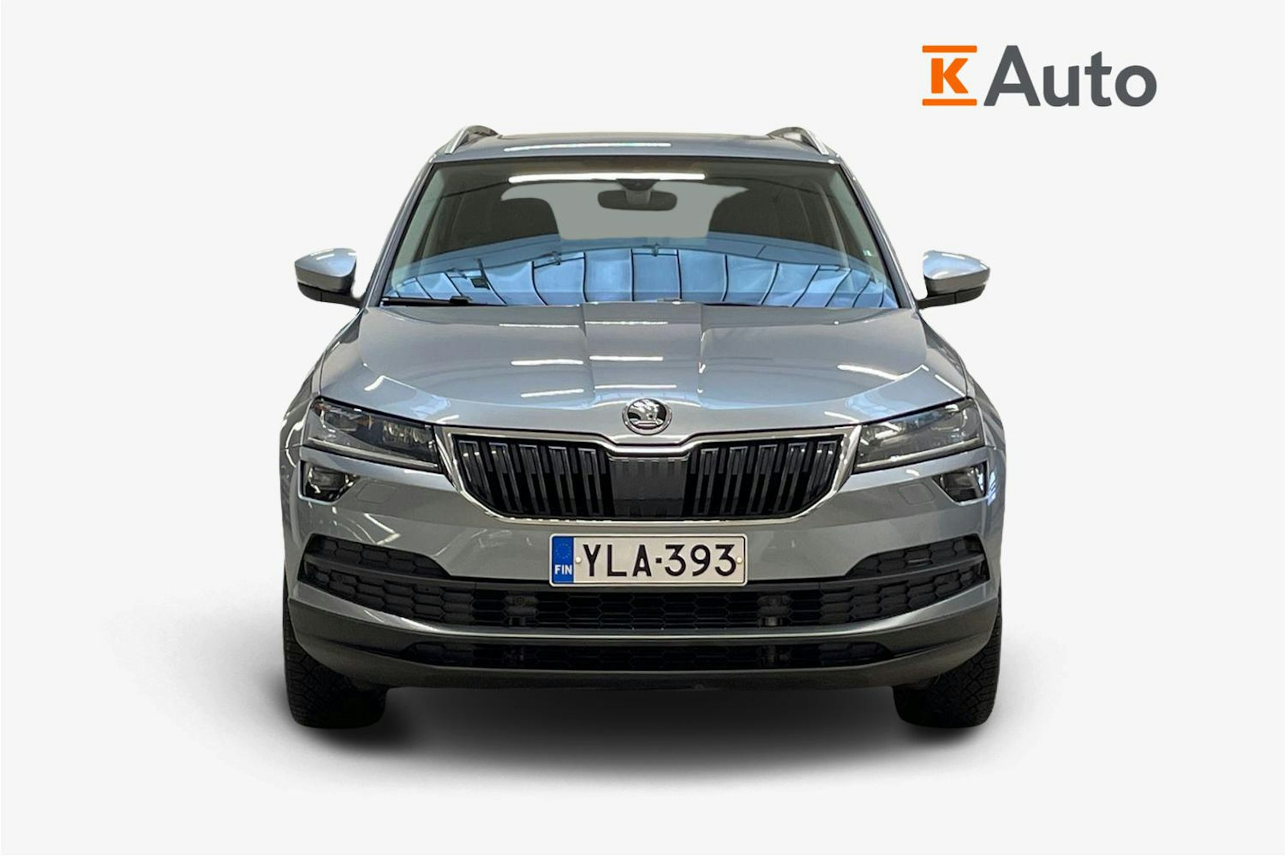 harmaa Skoda Karoq 2019 kuva 5.