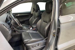 harmaa Skoda Karoq 2019 kuva 7.