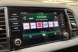 harmaa Skoda Karoq 2019 kuva 21.