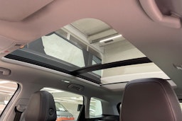 harmaa Skoda Karoq 2019 kuva 37.