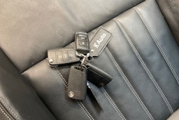 harmaa Skoda Karoq 2019 kuva 38.