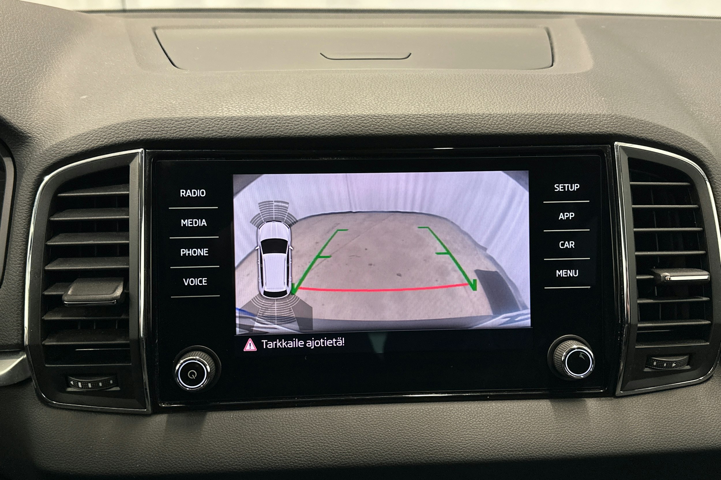 met. harmaa Skoda Karoq 2019 kuva 21.