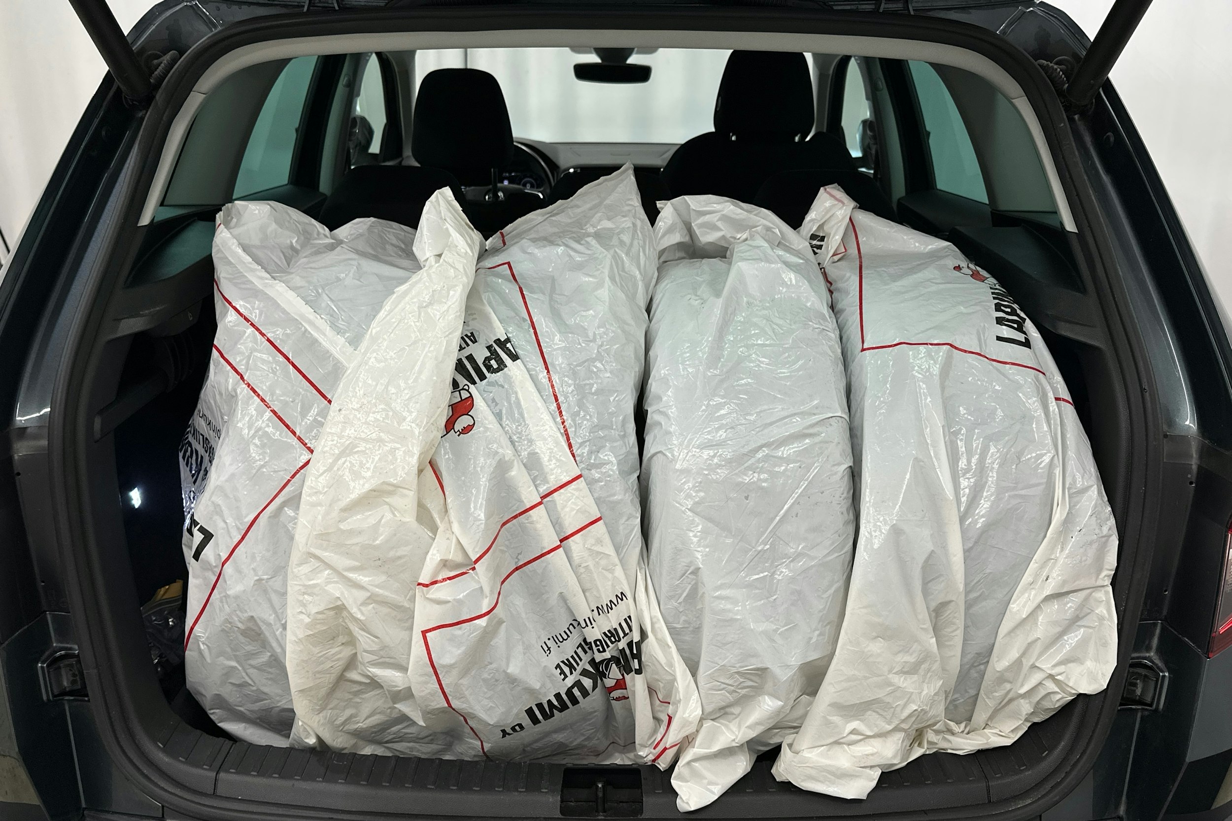 met. harmaa Skoda Karoq 2019 kuva 28.