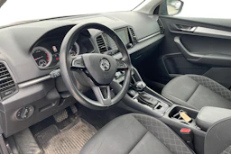 harmaa Skoda Karoq 2020 kuva 3.