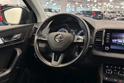 harmaa Skoda Karoq 2020 kuva 15.
