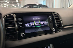 harmaa Skoda Karoq 2020 kuva 23.