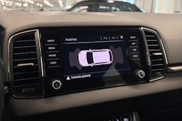 harmaa Skoda Karoq 2020 kuva 29.
