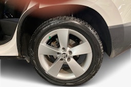 Valkoinen Skoda KAROQ 2020 kuva 11.