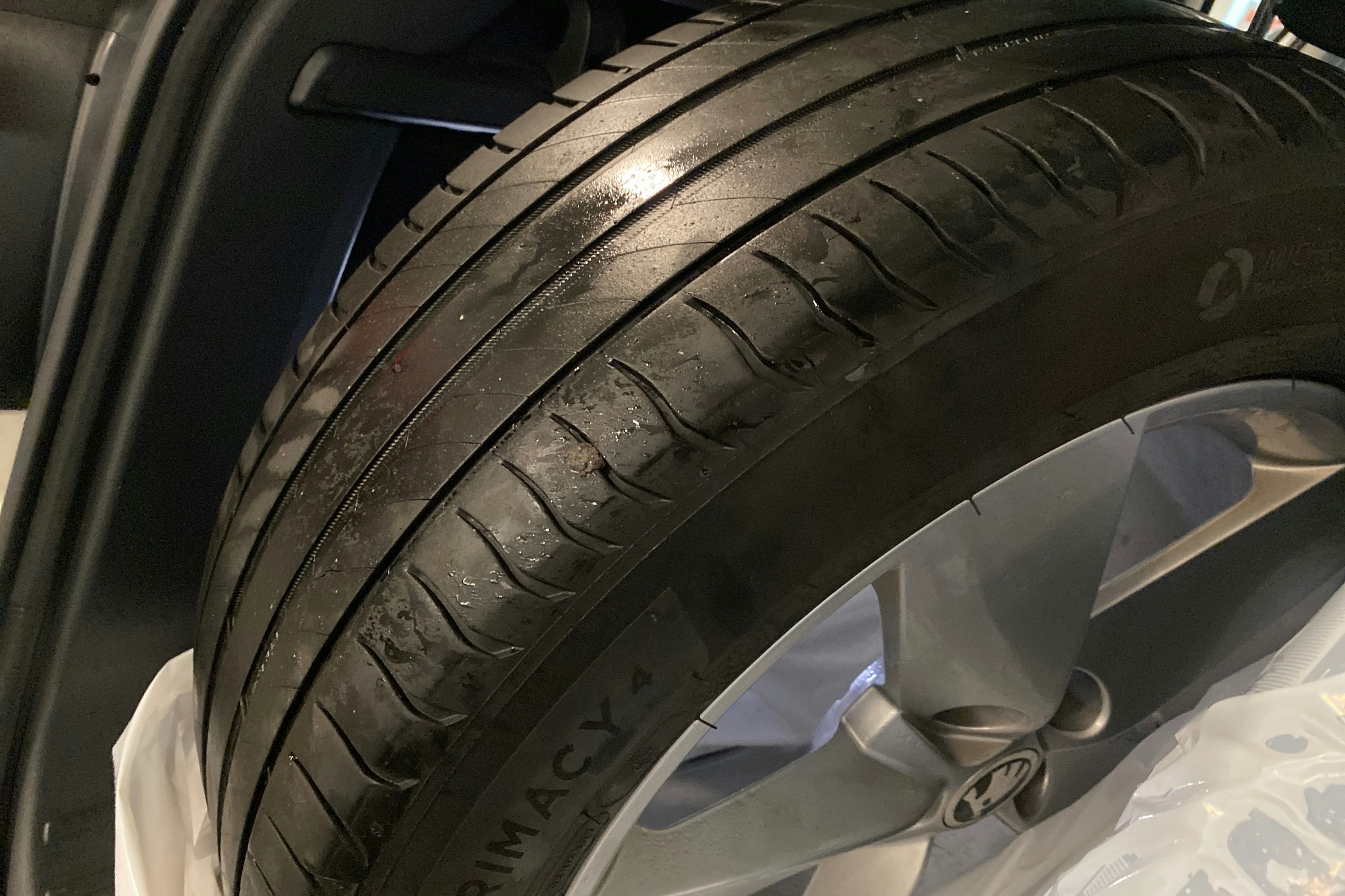 Valkoinen Skoda KAROQ 2020 kuva 15.