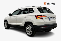 valkoinen Skoda Karoq 2020 kuva 2.