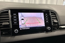 valkoinen Skoda Karoq 2020 kuva 34.
