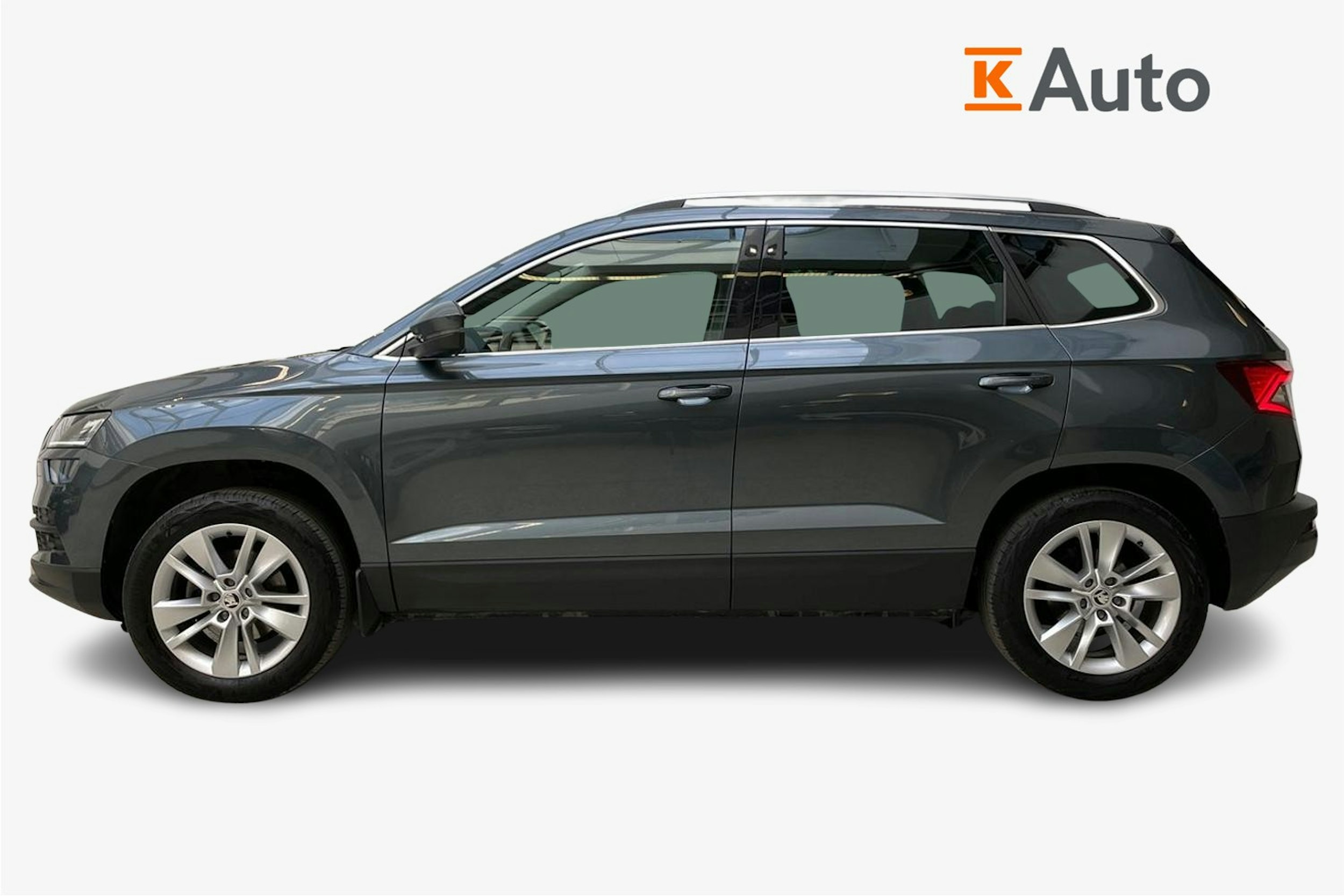 harmaa Skoda Karoq 2020 kuva 6.