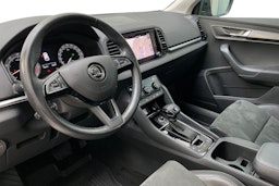 harmaa Skoda Karoq 2020 kuva 7.
