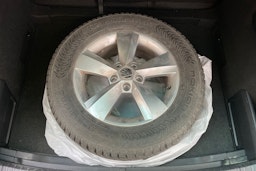 harmaa Skoda Karoq 2020 kuva 15.
