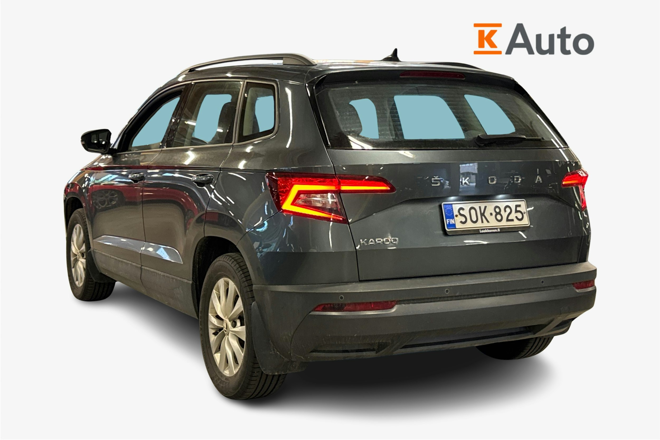 harmaa Skoda Karoq 2020 kuva 2.