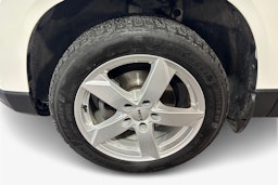 valkoinen Skoda Karoq 2020 kuva 11.