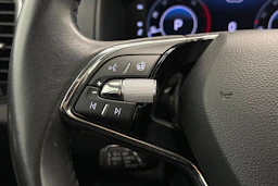 met. ruskea (beige) Skoda Karoq 2021 kuva 17.