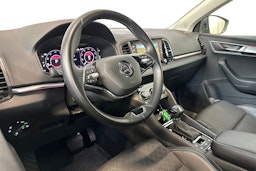 harmaa Skoda Karoq 2021 kuva 7.