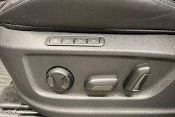 Harmaa Skoda KAROQ 2021 kuva 29.