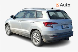 harmaa Skoda Karoq 2021 kuva 2.
