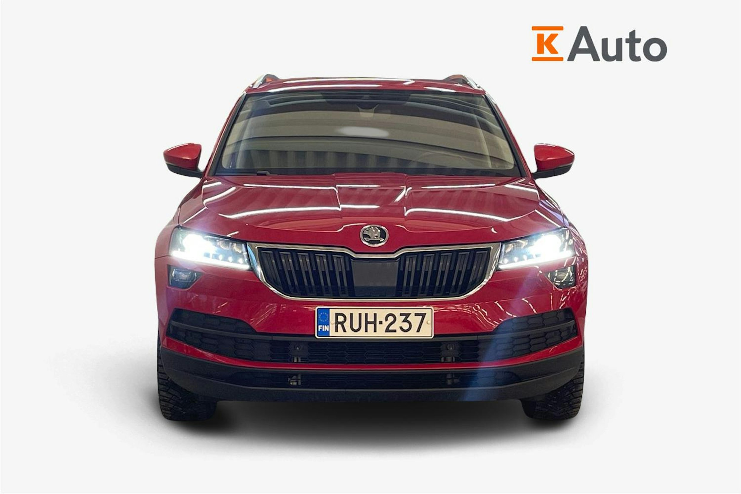 punainen Skoda Karoq 2021 kuva 5.