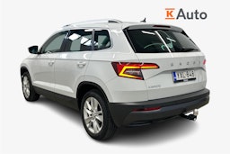 valkoinen Skoda Karoq 2021 kuva 2.