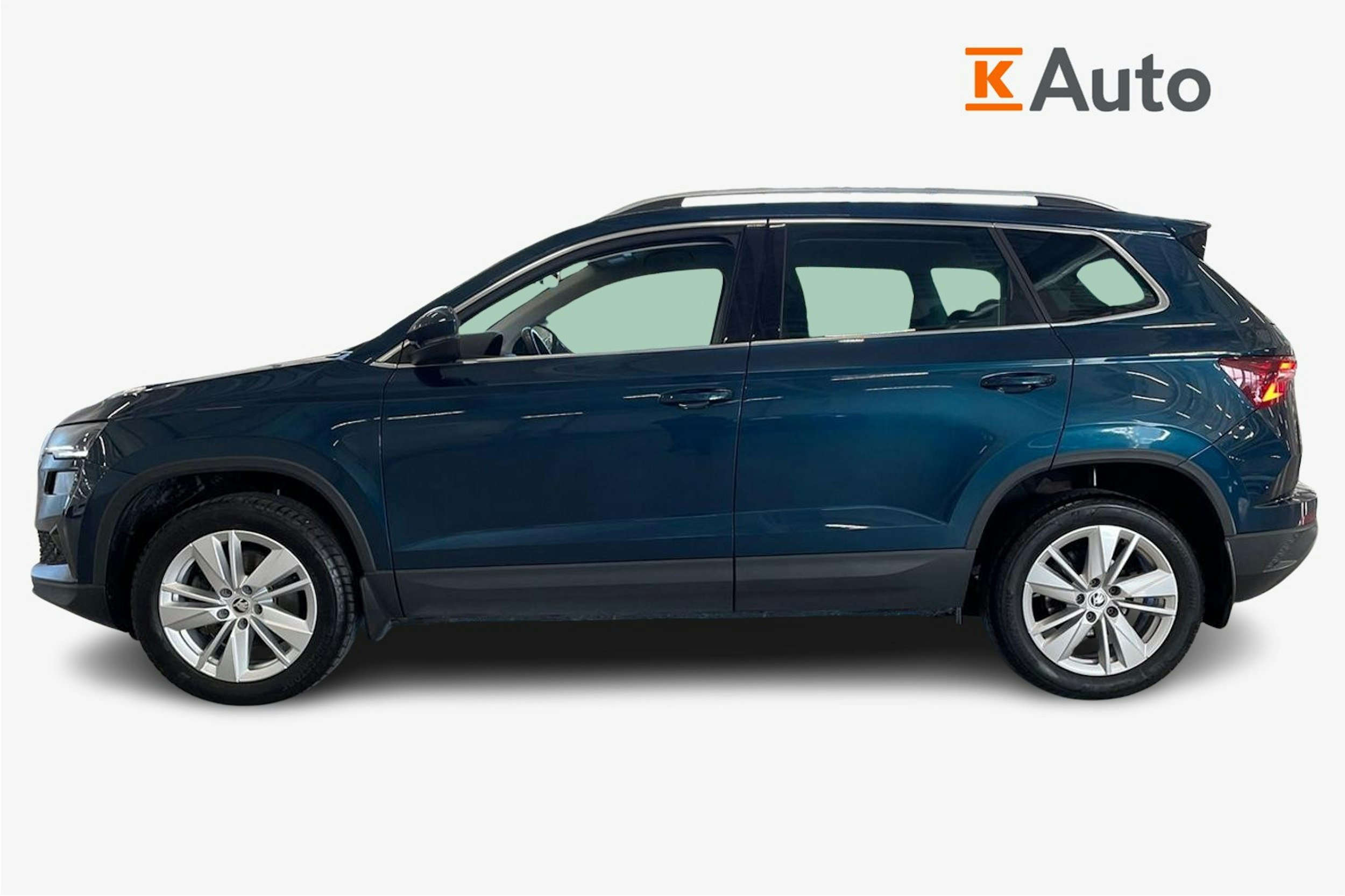 met. sininen Skoda Karoq 2022 kuva 6.