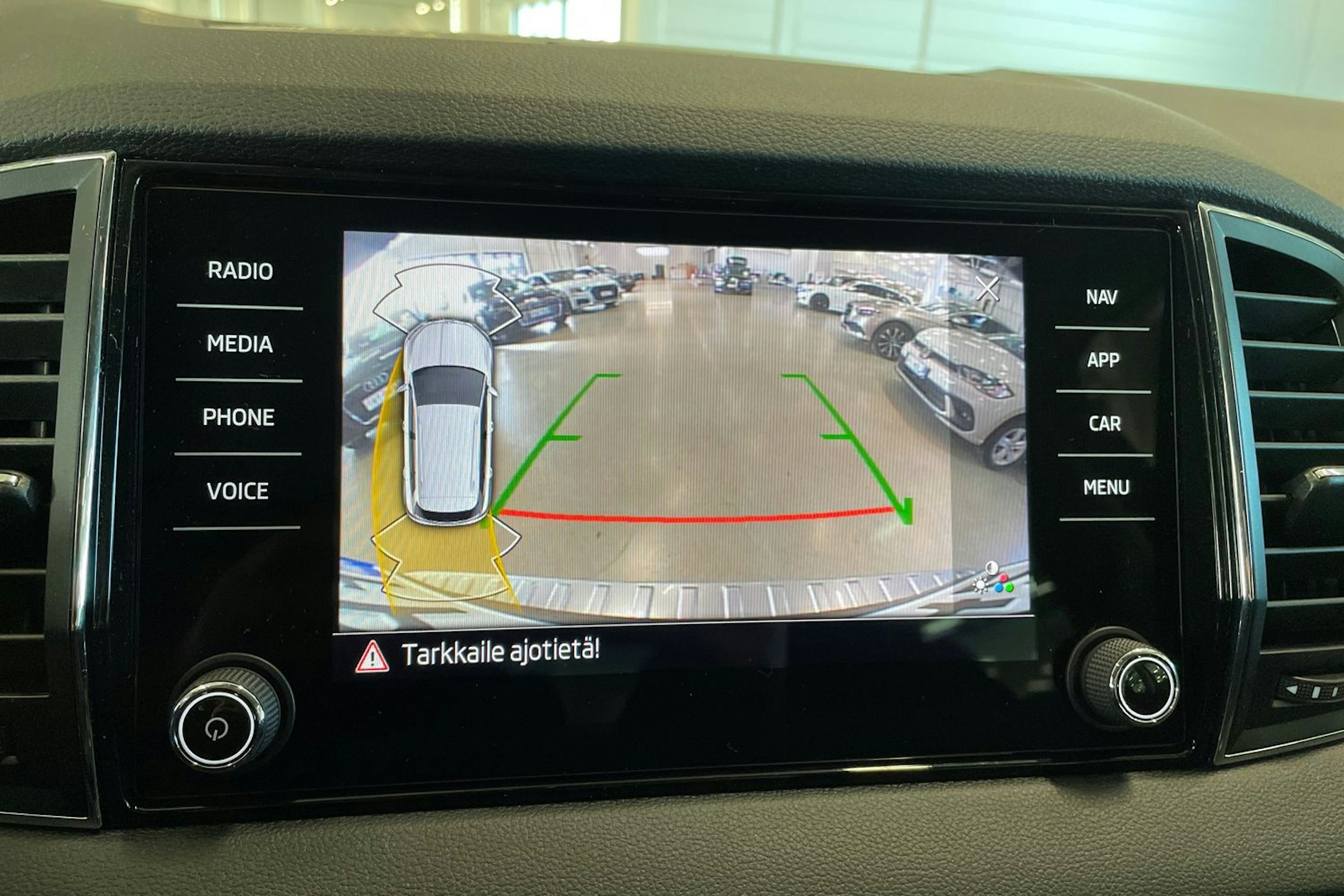 met. sininen Skoda Karoq 2022 kuva 21.