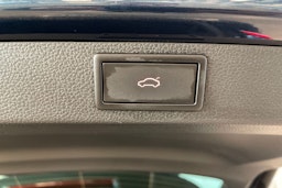 met. sininen Skoda Karoq 2022 kuva 38.