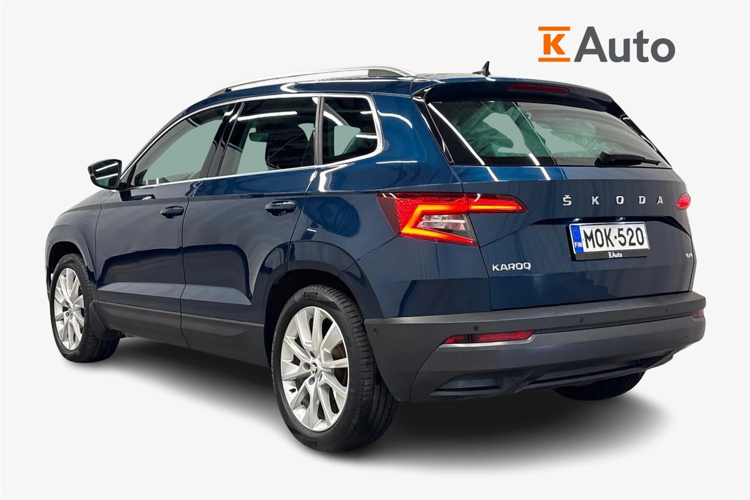 sininen Skoda Karoq 2022 kuva 2.