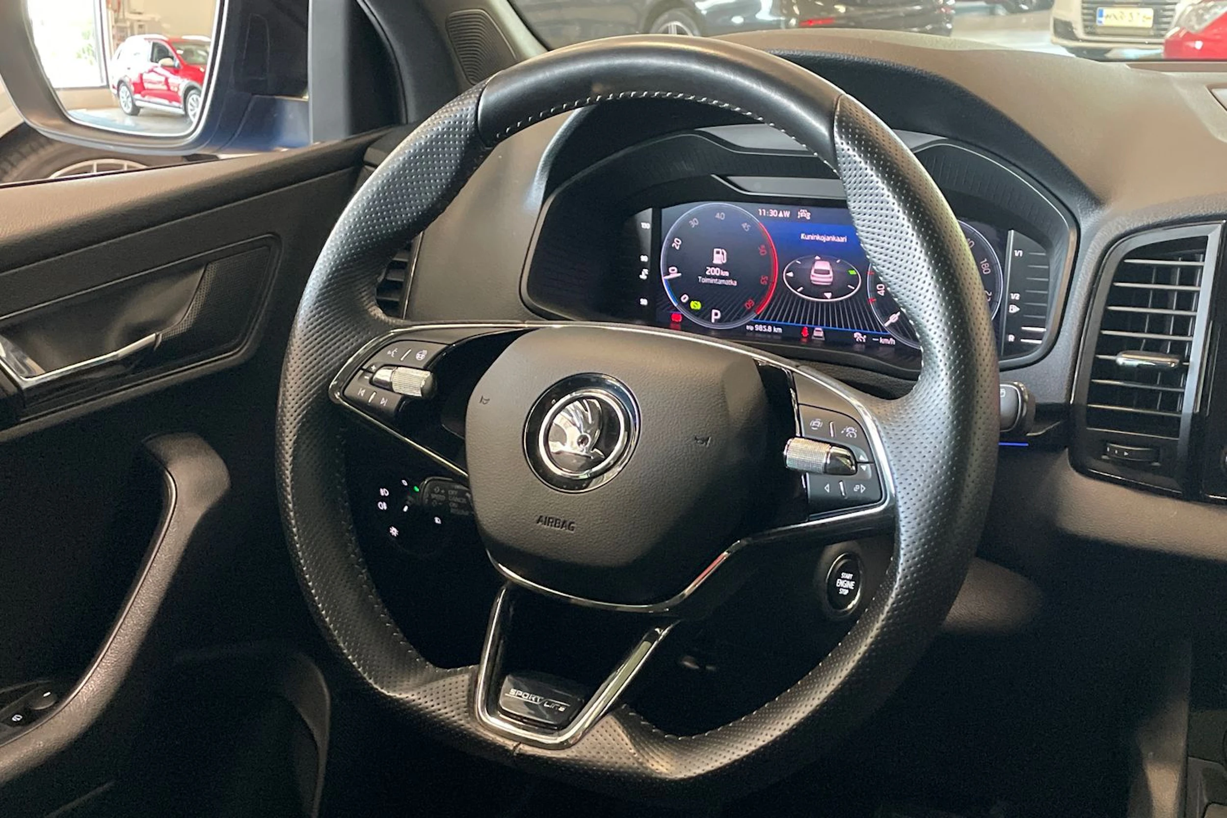 met. sininen Skoda Karoq 2022 kuva 11.