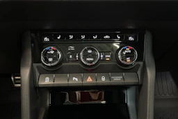 met. sininen Skoda Karoq 2022 kuva 35.