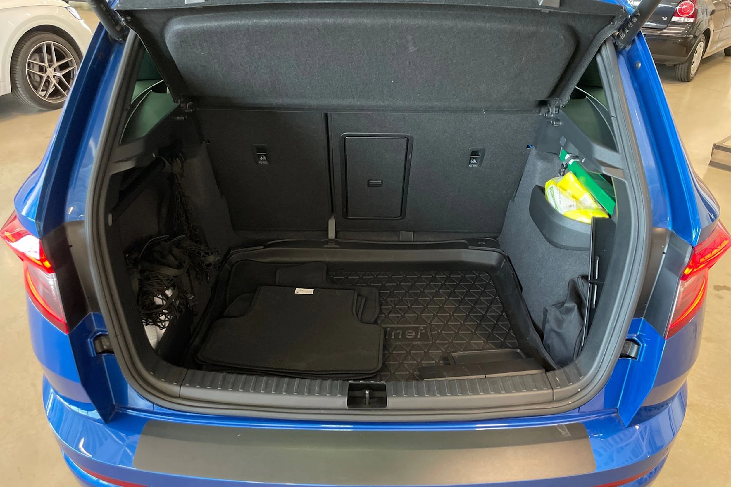 met. sininen Skoda Karoq 2022 kuva 37.
