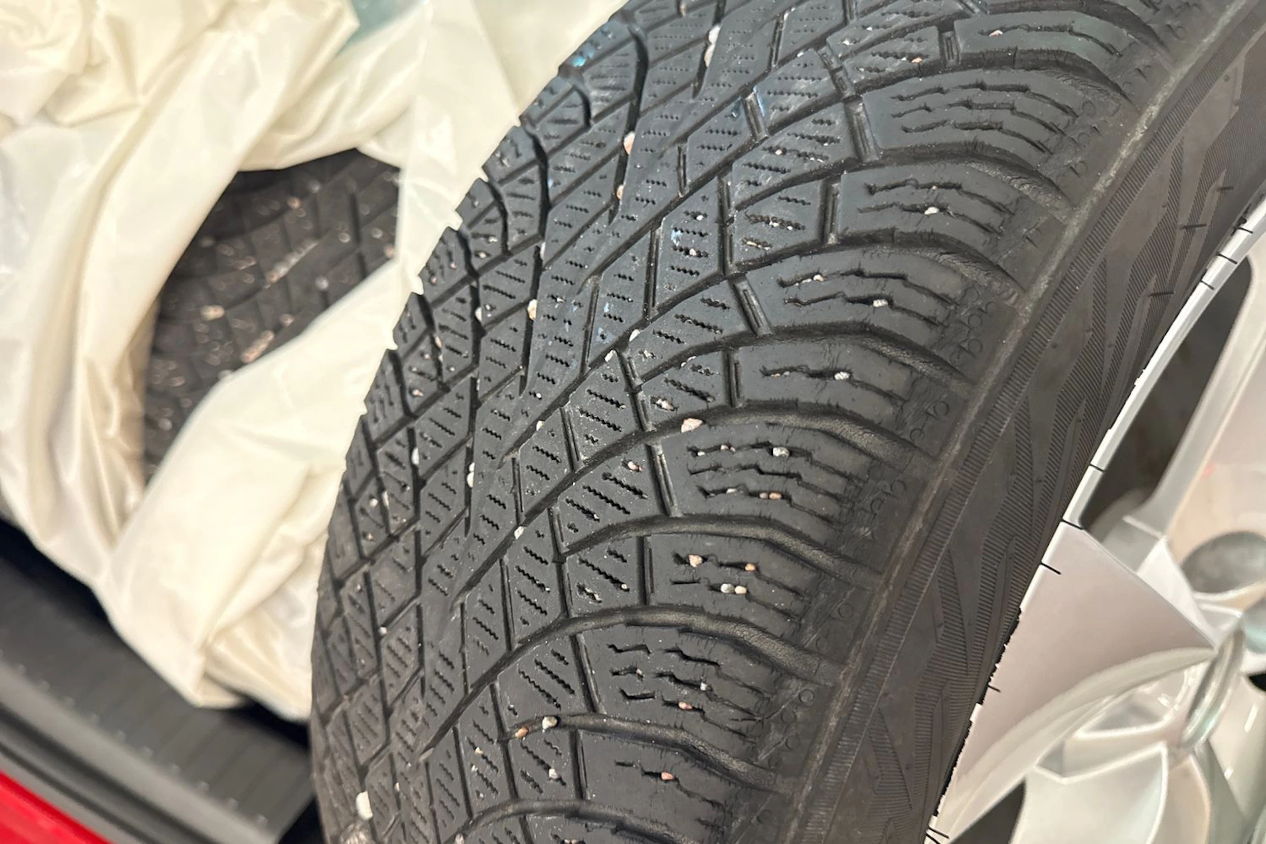 punainen Skoda Karoq 2022 kuva 32.