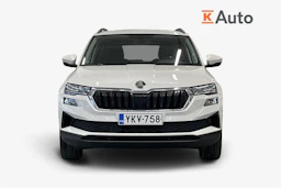 valkoinen Skoda Karoq 2022 kuva 4.