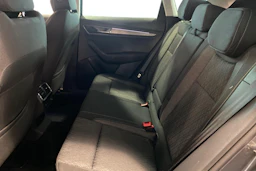 Harmaa Skoda KAROQ 2023 kuva 8.