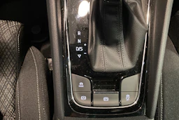 Harmaa Skoda KAROQ 2023 kuva 19.