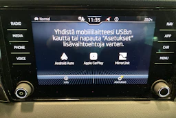 Harmaa Skoda KAROQ 2023 kuva 21.