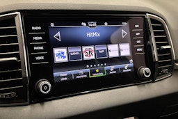 Harmaa Skoda KAROQ 2023 kuva 22.