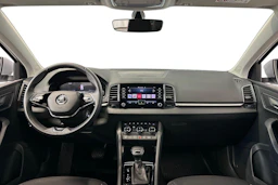 harmaa Skoda Karoq 2023 kuva 9.