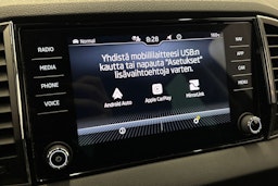 musta Skoda Karoq 2023 kuva 25.