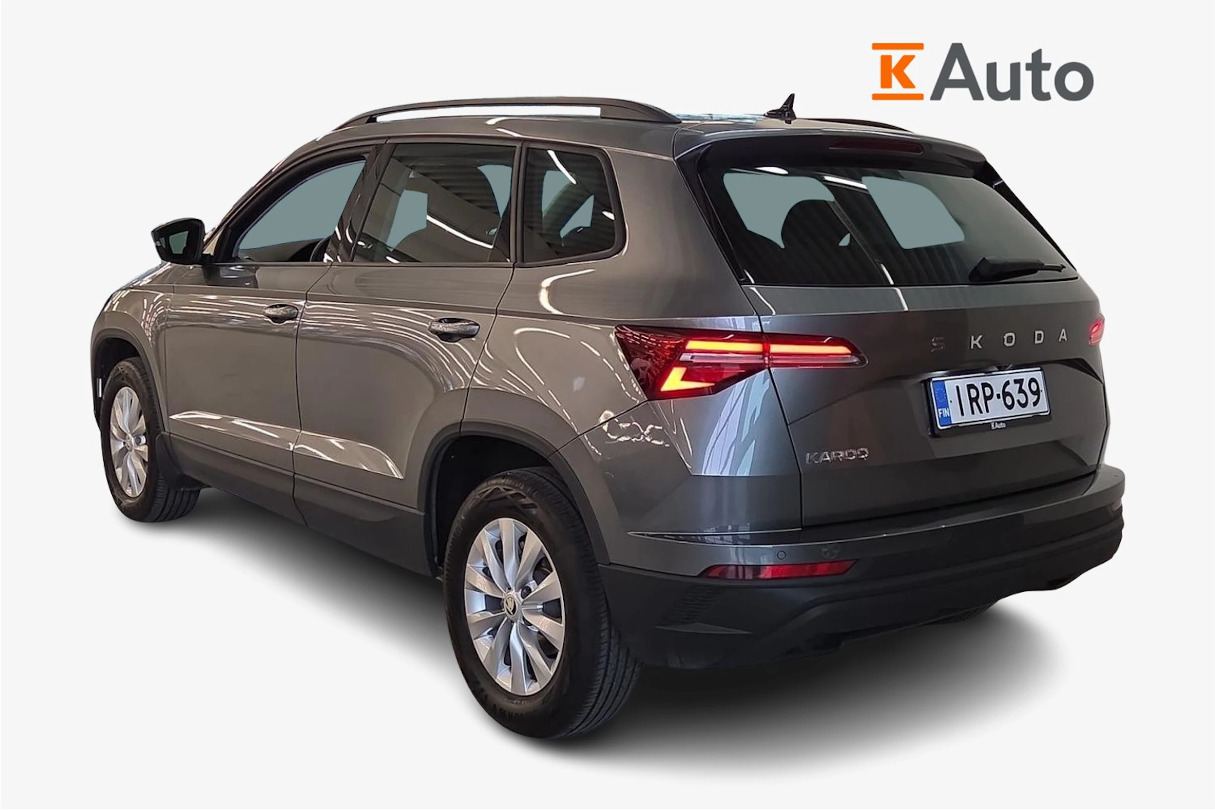 Harmaa Skoda KAROQ 2025 kuva 2.