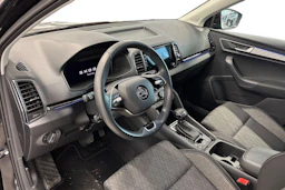 musta Skoda Karoq 2025 kuva 3.