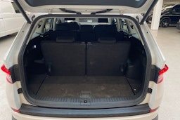 valkoinen Skoda Kodiaq 2017 kuva 12.