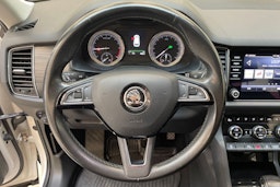 valkoinen Skoda Kodiaq 2017 kuva 14.