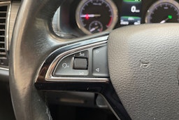valkoinen Skoda Kodiaq 2017 kuva 16.