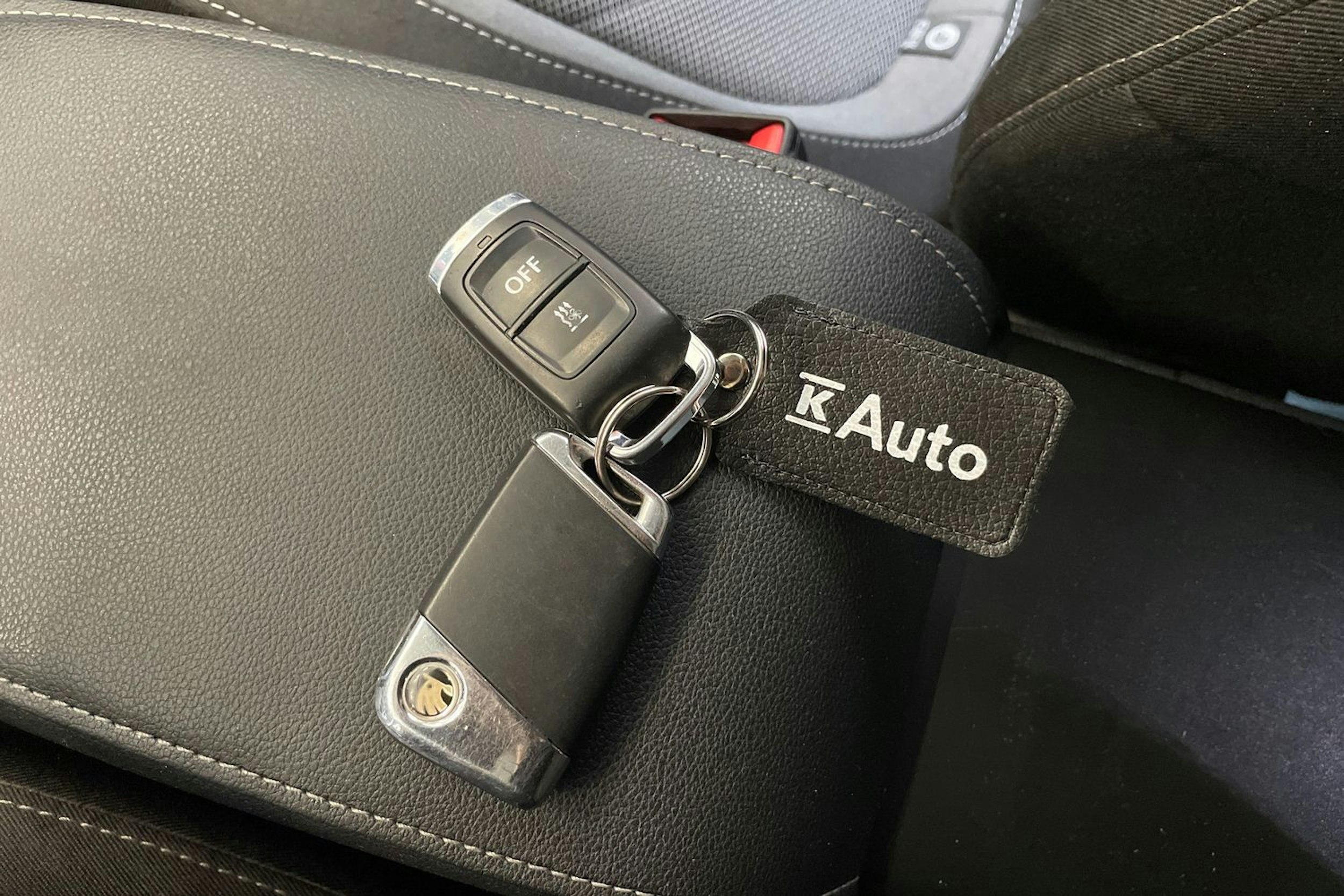 valkoinen Skoda Kodiaq 2017 kuva 30.