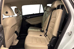 valkoinen Skoda Kodiaq 2017 kuva 11.