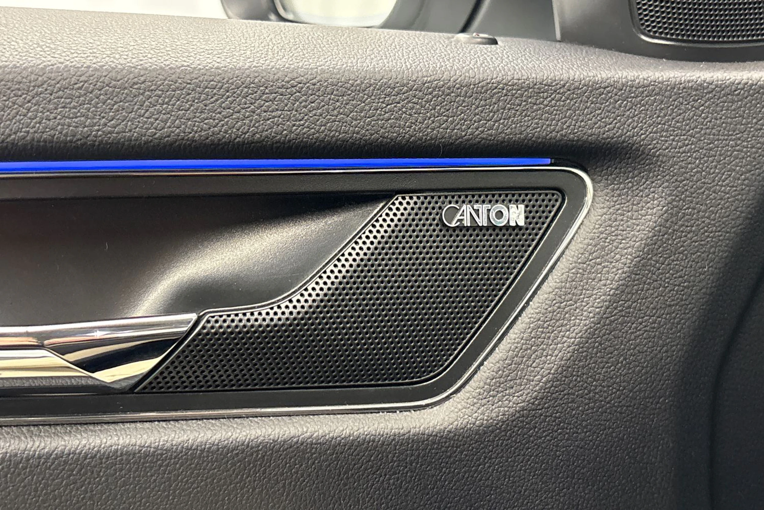 valkoinen Skoda Kodiaq 2017 kuva 21.